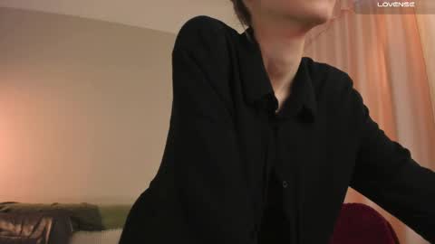  cassandra  online show from 9, 3, 2025