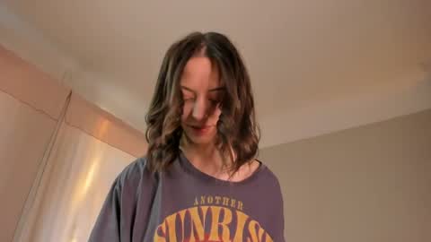  cassandra  online show from 14, 4, 2026