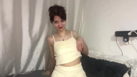 Snapshot of cassyvixen chatting on 24, 4, 2026 Cassy online show from 24, 4, 2026