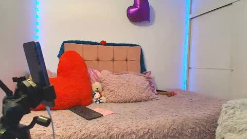 Snapshot of cat_nasty chatting on 9, 5, 2026 cat_nasty online show from 9, 5, 2026