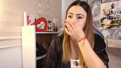 Snapshot of cata_alvarezz chatting on 2, 5, 2026 catalina online show from 2, 5, 2026