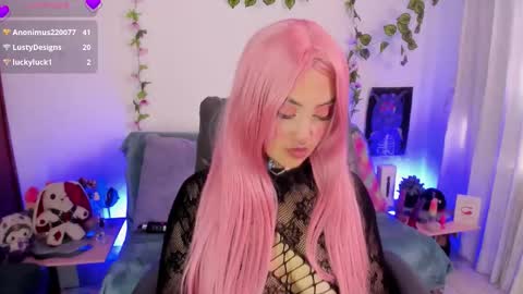 Cata green model independient online show from 30, 9, 2025