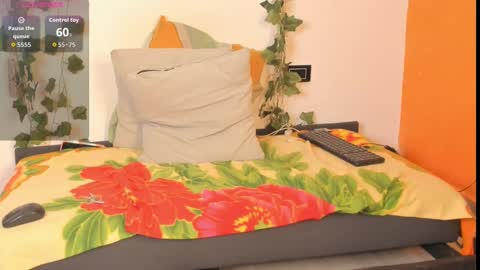 Snapshot of cataleya19__ chatting on 7, 10, 2025 cataleya19__ online show from 7, 10, 2025