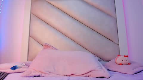 Snapshot of catalina_jade chatting on 10, 9, 2025 Cata online show from 10, 9, 2025