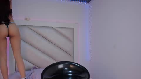 Snapshot of catalina_jade chatting on 15, 9, 2025 Cata online show from 15, 9, 2025