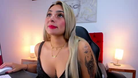 Snapshot of catalina_osorio chatting on 4, 4, 2026 catalina_osorio online show from 4, 4, 2026