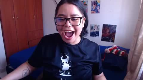 Snapshot of catalinaa_lovee chatting on 11, 9, 2025 catalinaa_lovee online show from 11, 9, 2025