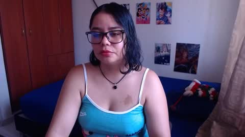 Snapshot of catalinaa_lovee chatting on 13, 9, 2025 catalinaa_lovee online show from 13, 9, 2025