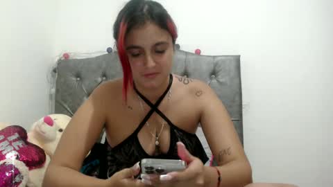 Snapshot of catalinahenao chatting on 17, 9, 2025 cata online show from 17, 9, 2025
