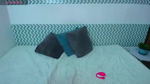 Snapshot of catalinahenao chatting on 7, 10, 2025 cata online show from 7, 10, 2025