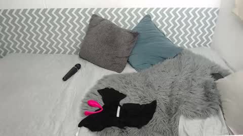 Snapshot of catalinahenao chatting on 29, 11, 2025 cata online show from 29, 11, 2025