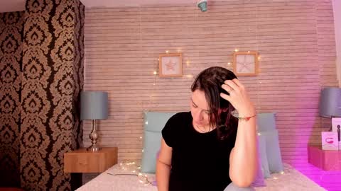 CatalinnaThompson online show from 19, 12, 2024