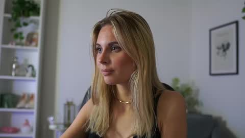 catecrago  online show from 12, 2, 2025