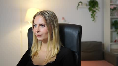 catecrago  online show from 10, 10, 2025