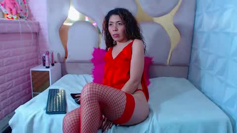 Snapshot of cathaleyahh chatting on 4, 1, 2025 cathaleyahh online show from 4, 1, 2025