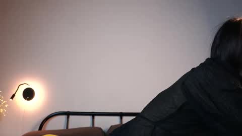 Snapshot of catheryneells chatting on 13, 12, 2025 Lee online show from 13, 12, 2025