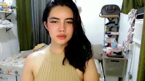 Snapshot of cathy_lyn chatting on 3, 5, 2026 cathy_lyn online show from 3, 5, 2026