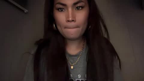 Snapshot of cathy_sanches chatting on 1, 11, 2025 cathy online show from 1, 11, 2025