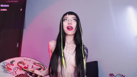 Snapshot of cati_petite chatting on 8, 2, 2025 Cati help me reach my goal of 100 thumbs up again 3 online show from 8, 2, 2025