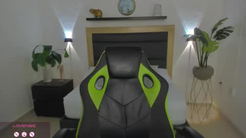 Juliana online show from 21, 1, 2025