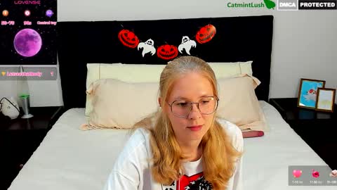 CatmintLush online show from 18, 10, 2025
