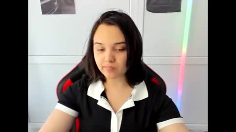 Snapshot of catrine_cute chatting on 24, 5, 2026 Catrine online show from 24, 5, 2026