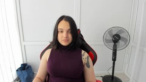 Snapshot of catrine_cute chatting on 16, 6, 2026 Catrine online show from 16, 6, 2026