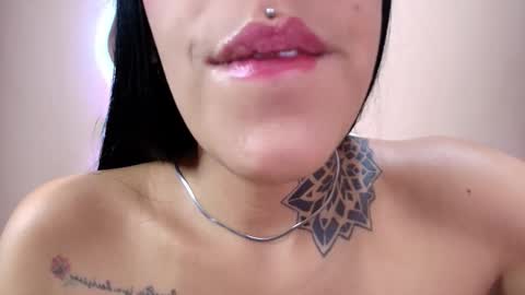 Cattleya online show from 3, 12, 2025