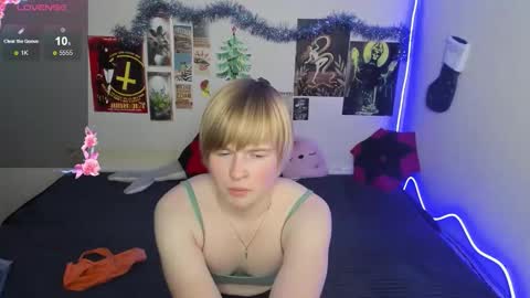 cattie_w_ online show from 16, 1, 2026