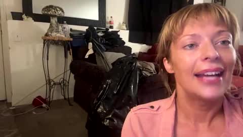 Snapshot of cattypants chatting on 20, 5, 2026 cattypants online show from 20, 5, 2026