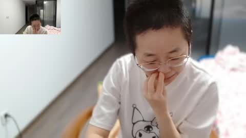 Snapshot of cbz112233 chatting on 20, 4, 2026 ANNYANNY online show from 20, 4, 2026