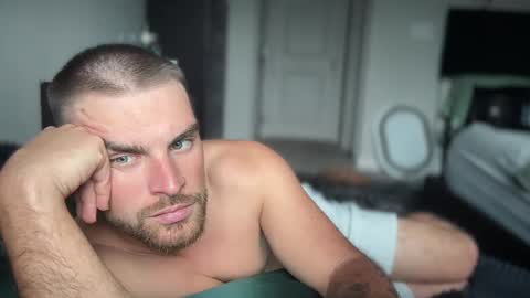 Snapshot of ccmanrivs120 chatting on 22, 9, 2025 Rivs online show from 22, 9, 2025