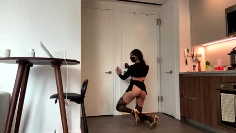 Naomi online show from 21, 11, 2025