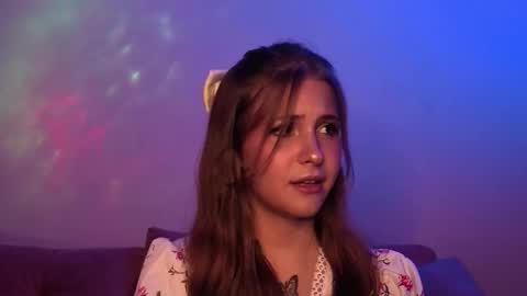 Lina  online show from 3, 10, 2025