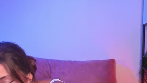 Lina  online show from 9, 11, 2025