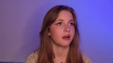 Lina  online show from 26, 11, 2025