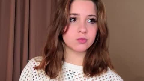 Lina  online show from 25, 2, 2026