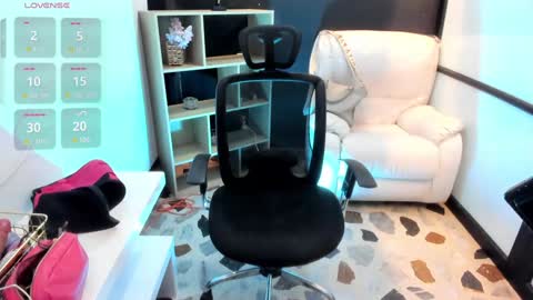 Snapshot of celesstebruce chatting on 31, 1, 2025 meli online show from 31, 1, 2025