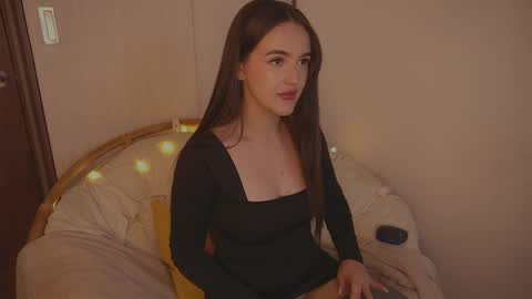 Diane Independent model online show from 3, 5, 2026