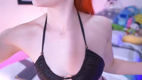 Snapshot of celeste_blazze chatting on 21, 10, 2025 Celeste online show from 21, 10, 2025
