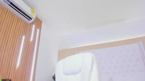 Celeste Wayne online show from 16, 4, 2026