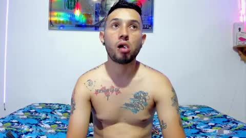 Snapshot of celeste_y_pipe chatting on 19, 1, 2025 Celeste Y Pipe online show from 19, 1, 2025