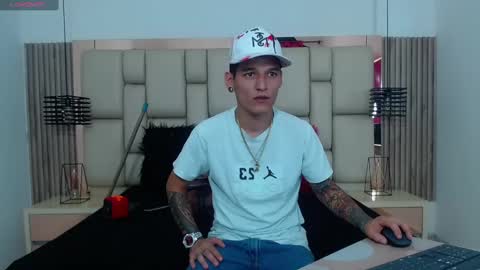 Snapshot of celesteanddylan chatting on 8, 2, 2025 Celeste AND Dylan online show from 8, 2, 2025