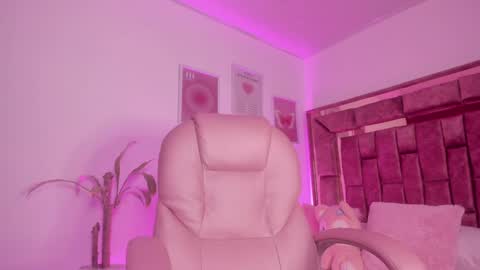 Snapshot of celestecute_ chatting on 9, 2, 2025 Celeste   INSTAGRAM Celestecute 01 online show from 9, 2, 2025