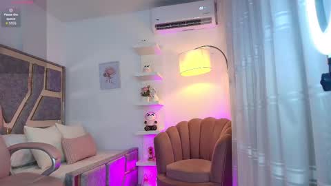 Snapshot of celestecute_ chatting on 25, 10, 2025 Celeste   INSTAGRAM Celestecute 01 online show from 25, 10, 2025