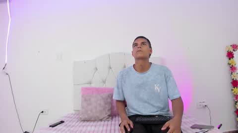 Snapshot of celestederek chatting on 13, 11, 2025 Celeste - Derek online show from 13, 11, 2025