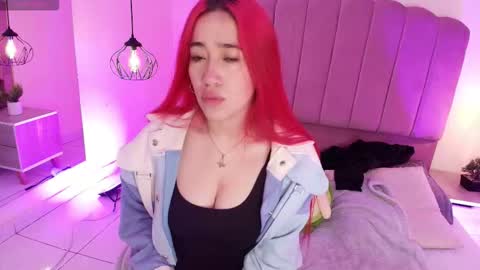 Snapshot of celestee15_ chatting on 18, 11, 2025 Celeste online show from 18, 11, 2025