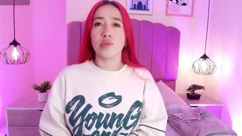 Snapshot of celestee15_ chatting on 19, 11, 2025 Celeste online show from 19, 11, 2025