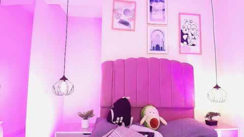 Snapshot of celestee15_ chatting on 24, 11, 2025 Celeste online show from 24, 11, 2025