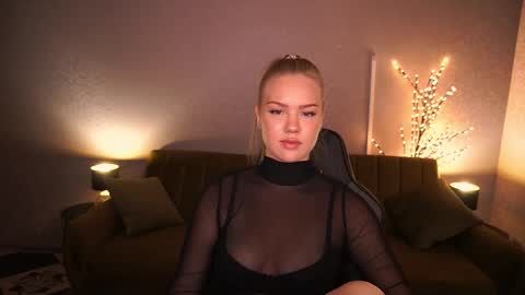 Snapshot of celestenoirr chatting on 26, 9, 2025 celestenoirr online show from 26, 9, 2025